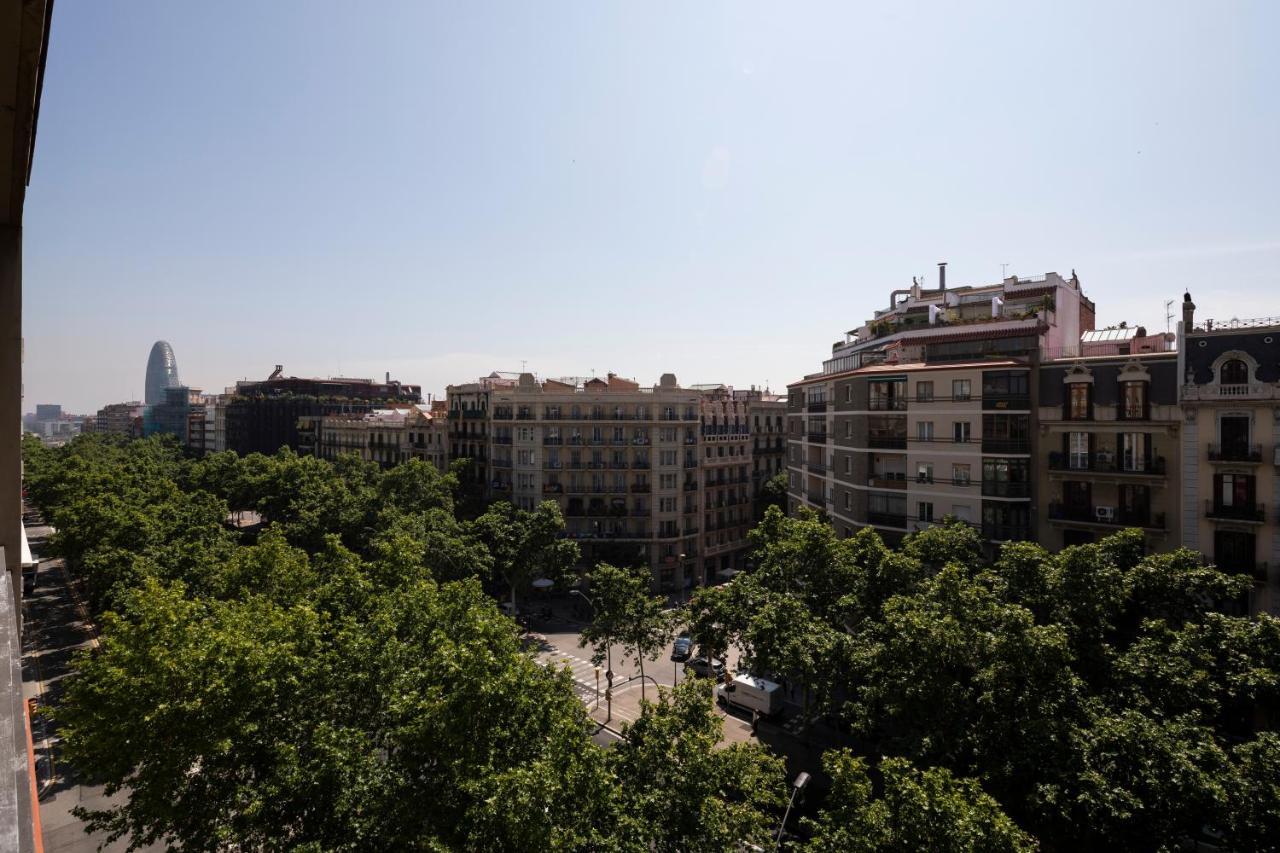 Chic Gran Via Apartment Barcelona Exterior photo