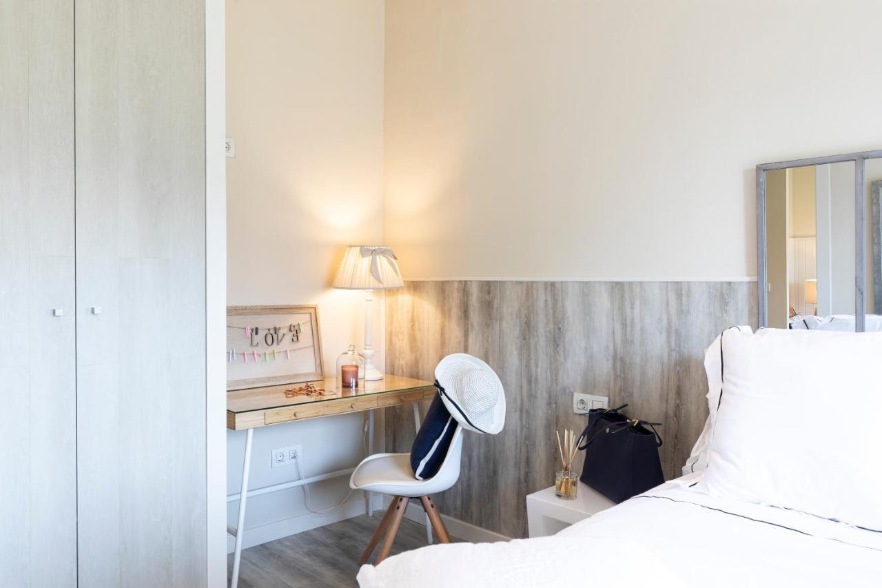 Chic Gran Via Apartment Barcelona Exterior photo