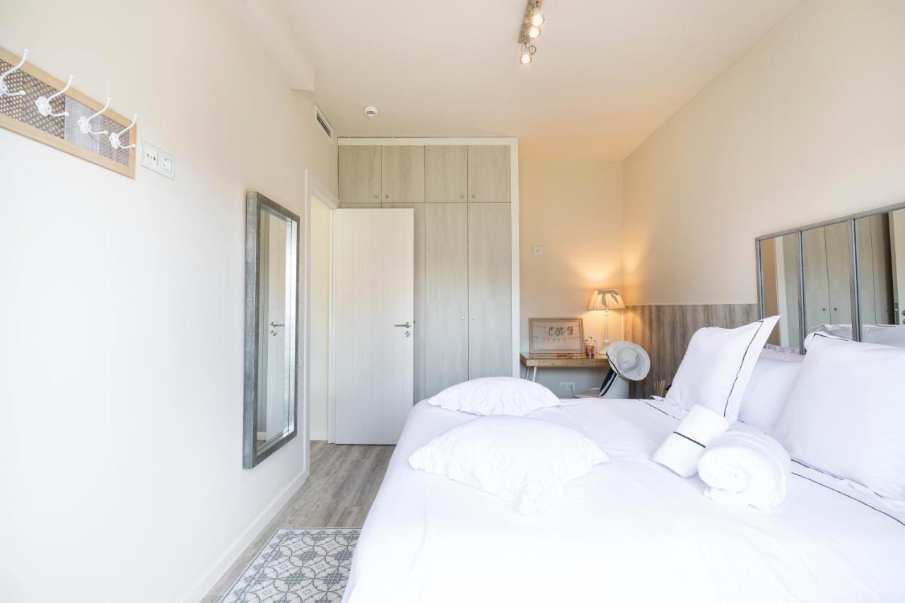 Chic Gran Via Apartment Barcelona Exterior photo